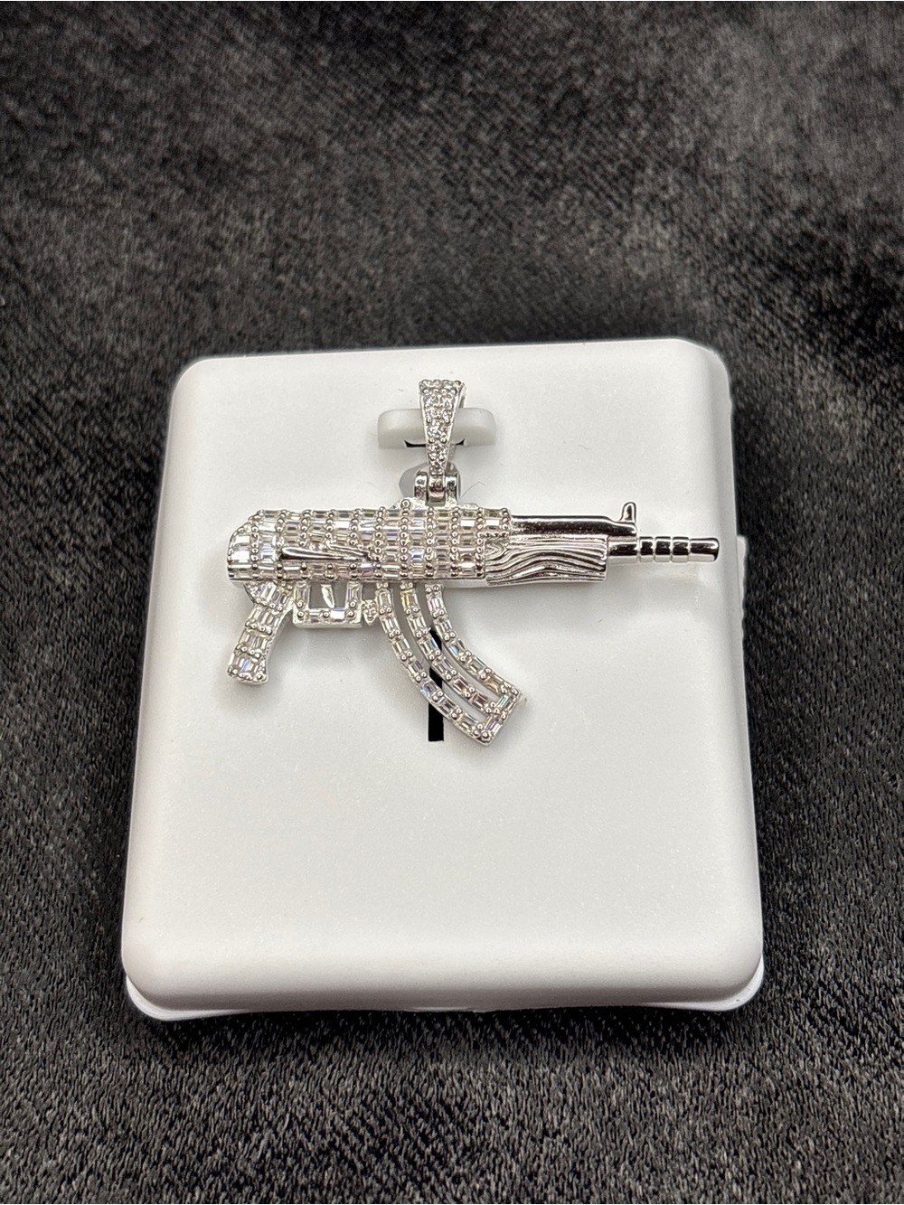 .925 Sterling Silver 2 CTW VVS Moissanite Medium Draco Pendant